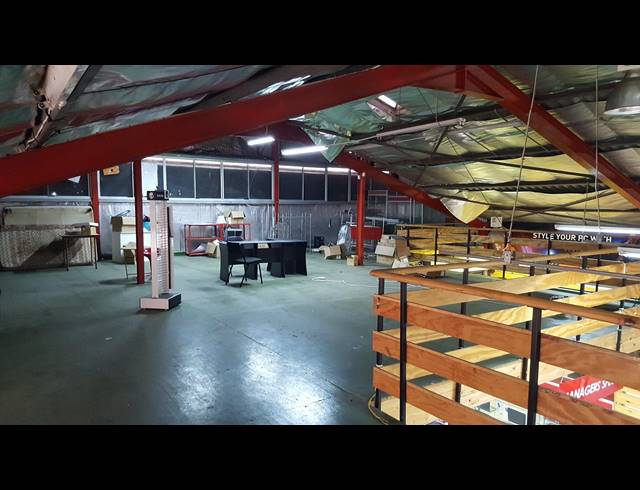 848M² RETAIL TO LET IN BELLVILLE CENTRAL